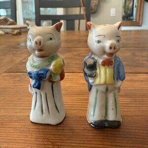 VINTAGE: Mr.&Mrs. Pig Salt&Pepper Shakers / vintage mid century japanese